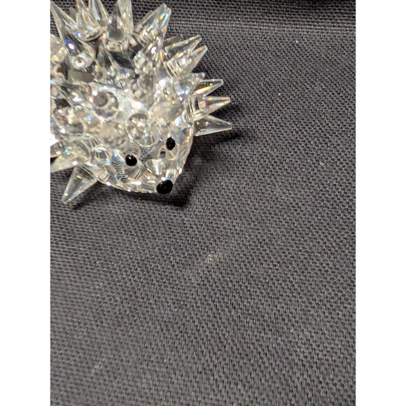 Swarovski Crystal Hedgehog Figurine Spiky Clear w Black Eyes w Box Austria - Picture 6 of 8